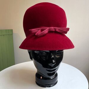 VTG Red Cloche Hat 1930s Wool Felt Old Hollywood Peachbloom Velour Union